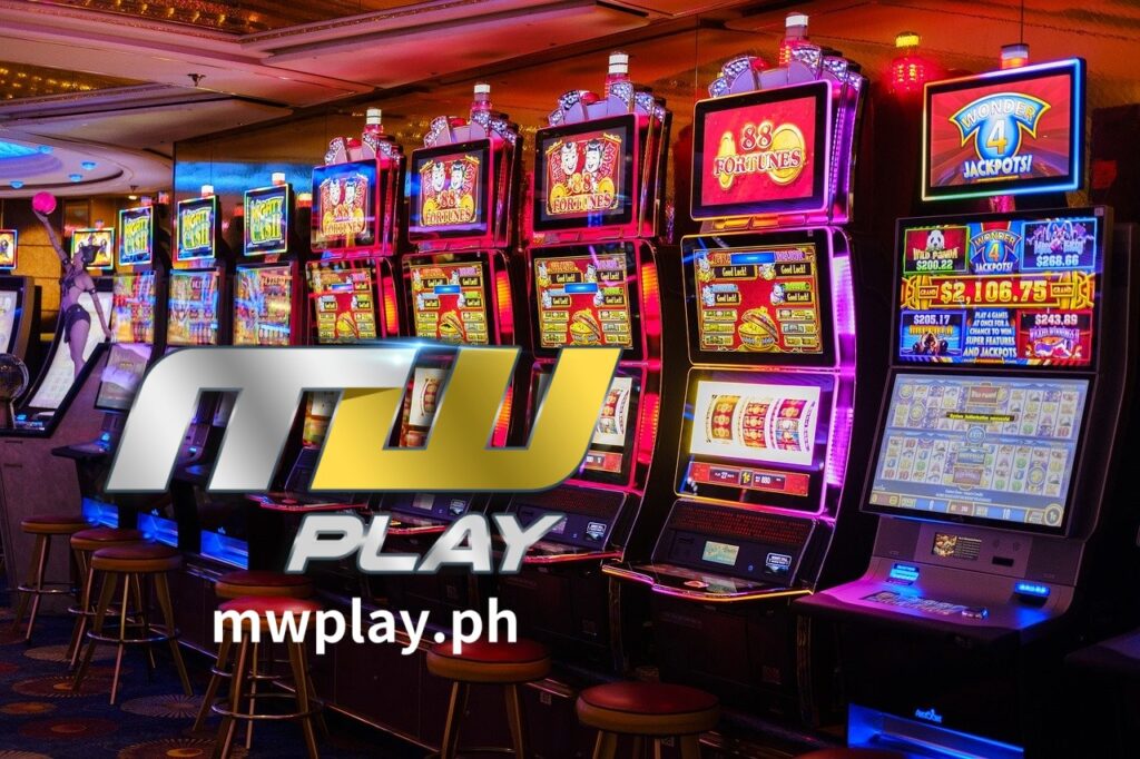 Ang slot machine odds ay ang istatistikal na posibilidad na manalo sa isang partikular na payout batay sa paglalaro ng laro.